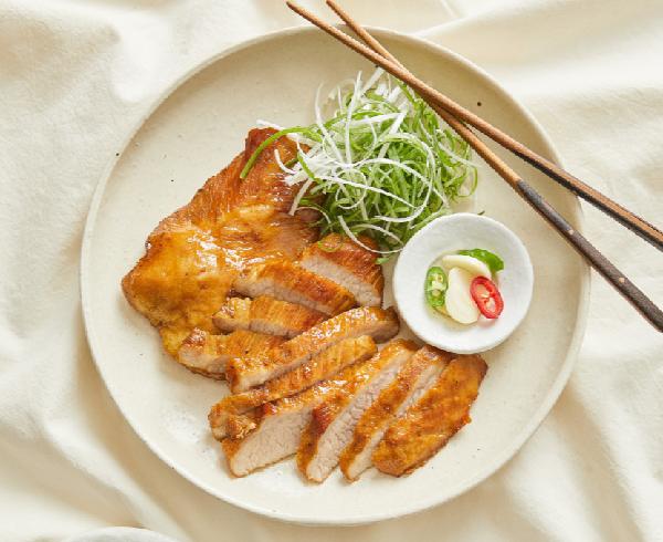상황버섯 항정 수육